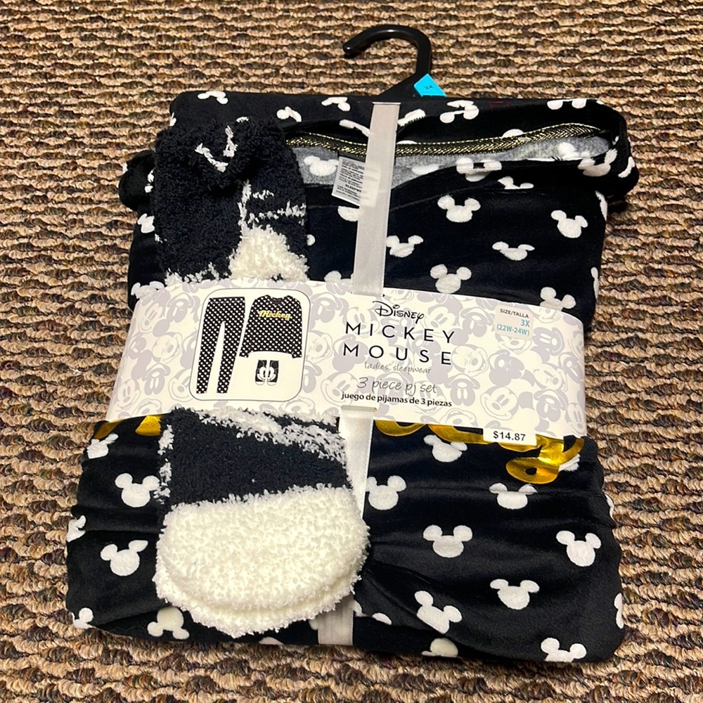 3 piece Mickey set pajamas